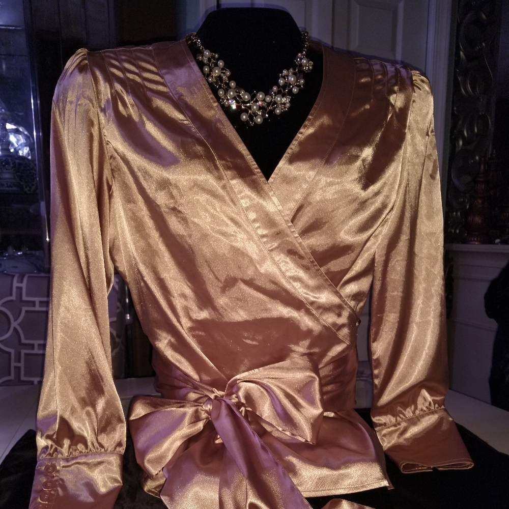 Women's Wrapped Blouse